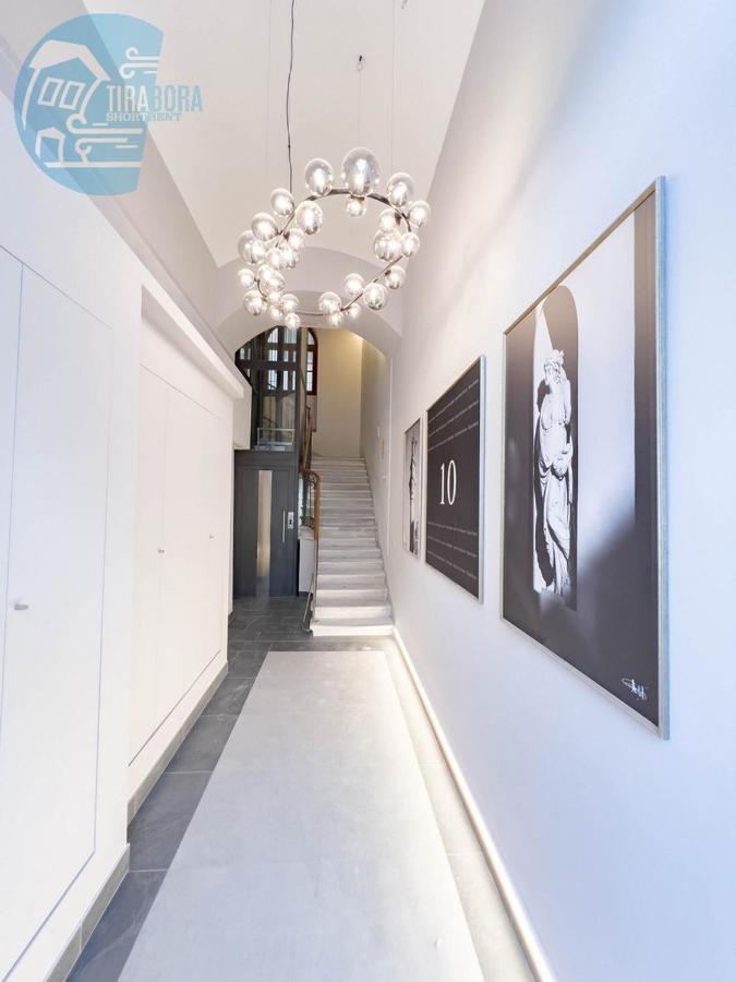 Piazza Della Borsa 3C Tirabora Short Rent Trieste Exterior foto