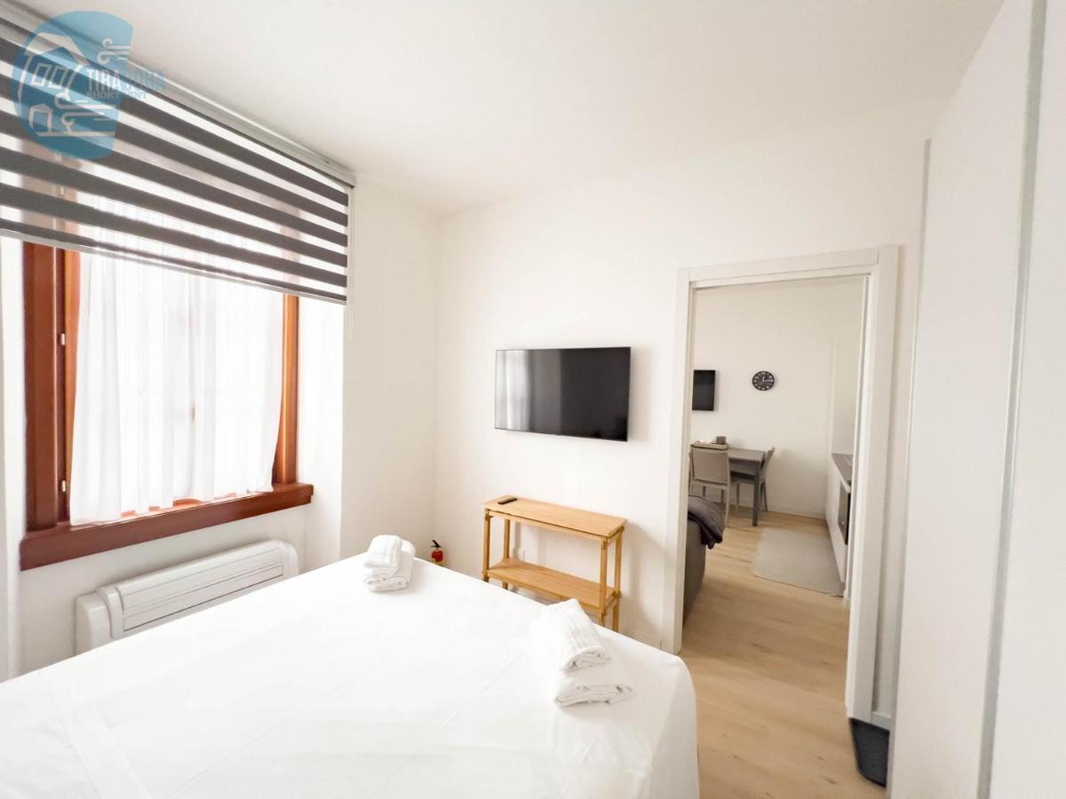 Piazza Della Borsa 3C Tirabora Short Rent Trieste Exterior foto