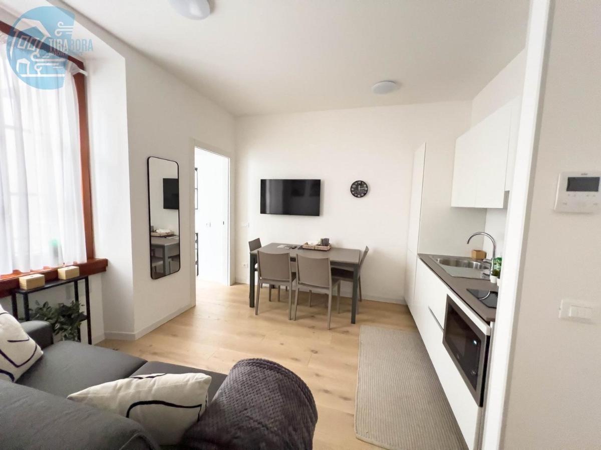 Piazza Della Borsa 3C Tirabora Short Rent Trieste Exterior foto