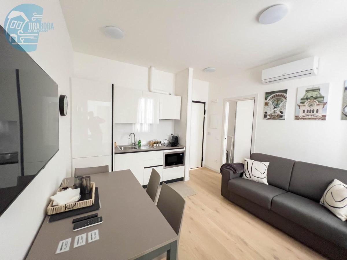 Piazza Della Borsa 3C Tirabora Short Rent Trieste Exterior foto