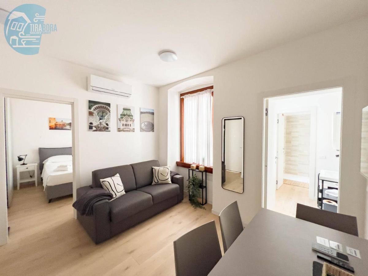Piazza Della Borsa 3C Tirabora Short Rent Trieste Exterior foto